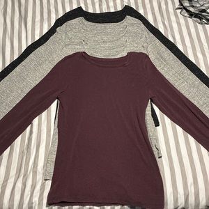 🌸 Lot of 5 Five 👋🏼 long sleeve shirts!